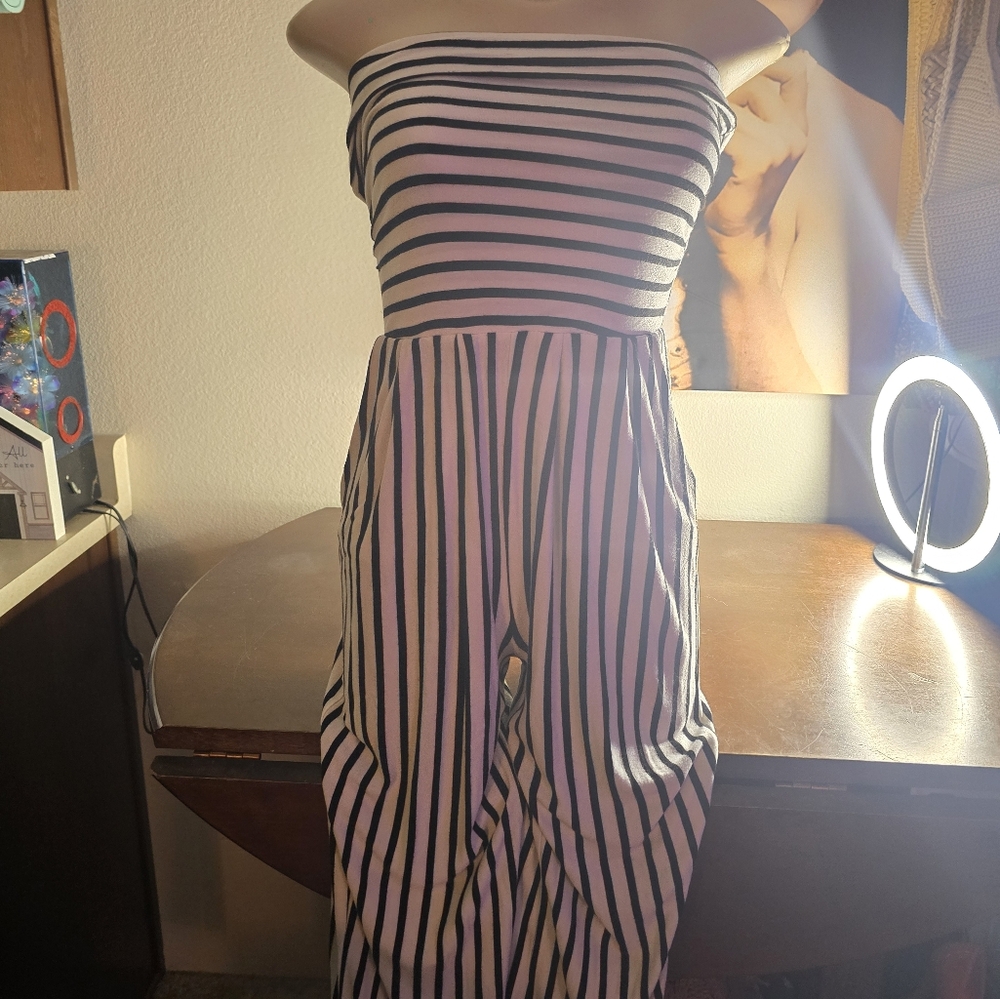 Heart Hips Monochrome Striped Outfit